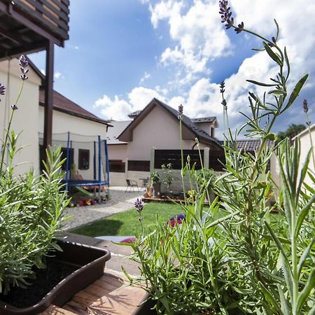 Levial Rooms Veľký Slavkov Exteriör bild