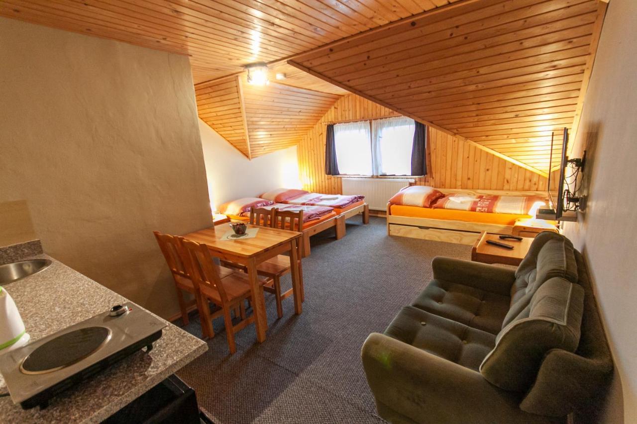 Levial Rooms Veľký Slavkov Exteriör bild