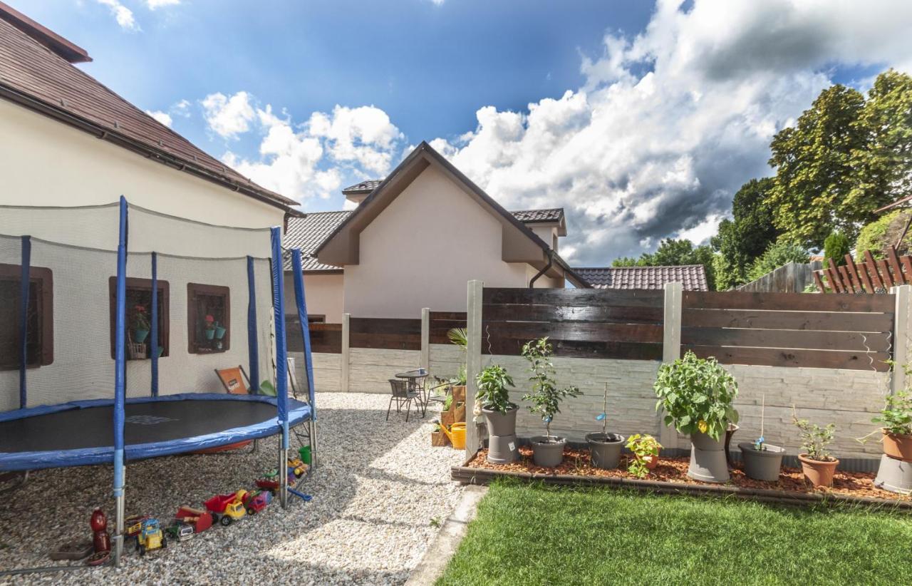 Levial Rooms Veľký Slavkov Exteriör bild